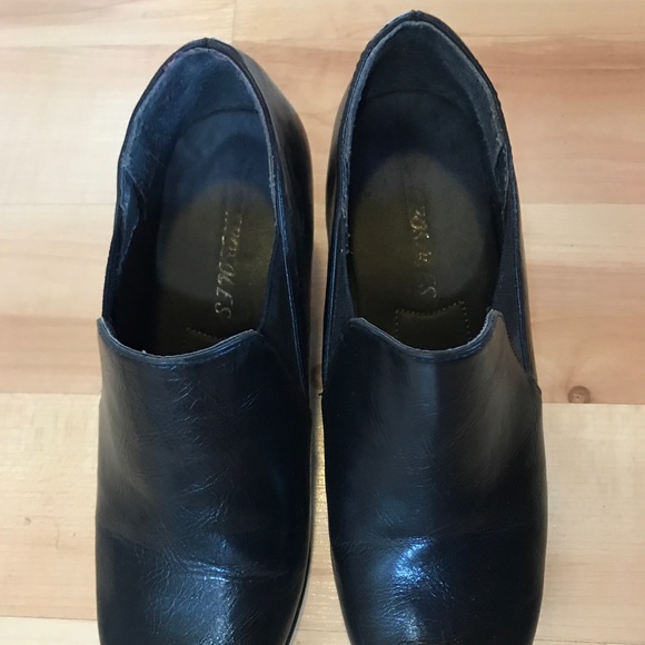 Comfy Wedges - Picture 1 of 3